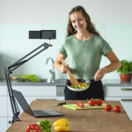 Flexibilné rameno 700 II s držiakom mobilu, 1/4, max. 70 cm Flexibilné rameno 700 II s držiakom mobilu, 1/4, max. 70 cm