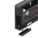 L44704 KAZETOVY ADAPTER VHS-C/VHS AUTOM.