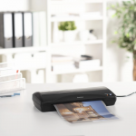 Home&Office laminátor DIN A4, studená/horúca laminácia, 5 fólií Home&Office laminátor DIN A4, studená/horúca laminácia, 5 fólií