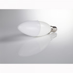 LED Bulb, E14, 806 lm Replaces 60W, Candle Bulb, warm white