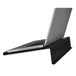 Stojan na NTB Carbon, do 47 cm (18,4), vzhľad uhlíkových vlákien, čierny