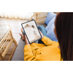 Inteligentná bezpečn. kamera Wi-Fi, vnútorná, otočná, nahrávanie, Full HD Inteligentná bezpečn. kamera Wi-Fi, vnútorná, otočná, nahrávanie, Full HD