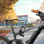 Zámok na bicykel s oblúkom, so zámkom a držiakmi, ART 2, oceľ, čierny Zámok na bicykel s oblúkom, so zámkom a držiakmi, ART 2, oceľ, čierny