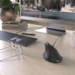 Vertikálna ergonomická myš EMC-500, káblová, 6 tlačidiel, čierna
