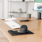 Vertikálna ergonomická bezdrôtová myš EMW-500, pre pravákov, čierna