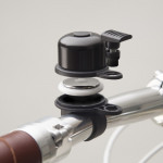 AirBell, zvonček na bicykel s držiakom na AirTag, Ø 2,2 cm, 85 dB
