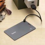 Bluetooth lokalizátor pre Google Android a Apple iOS, tvar karty, nabíjací