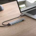 USB‑hub, 7 portov, USB 3.2 Gen1, 5 Gbit/s, adaptér + napájanie USB‑hub, 7 portov, USB 3.2 Gen1, 5 Gbit/s, adaptér + napájanie