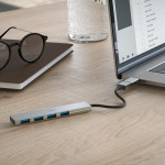 USB‑hub, 4 porty, USB 3.2 Gen1, 5 Gbit/s, ultra tenký, USB‑C adaptér