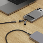 Kábel USB-C a remienok na telefón, 2v1 riešenie, 1,2 m, čierna Kábel USB-C a remienok na telefón, 2v1 riešenie, 1,2 m, čierna