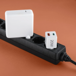 Rýchla USB nabíjačka USB-C + USB-A, PD/QC, 20 W