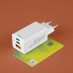 Rýchlonabíjačka, GaN, 2x USB-C, 1x USB-A, mini nabíjačka, PD, 65 W, biela