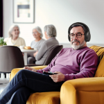 Televízne slúchadlá, Over‑Ear, 2,4 GHz stanica + Bluetooth®, hlasitosť