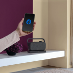 Reproduktory k televízoru, 2,4 GHz stanica + Bluetooth®, prenosné, stereo Reproduktory k televízoru, 2,4 GHz stanica + Bluetooth®, prenosné, stereo