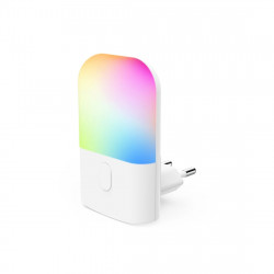 LED nočné svetlo Color do zásuvky, senzor súmraku, zmena farieb, RGB