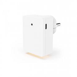 LED nočné svetlo do zásuvky, USB‑A + USB‑C, senzor súmraku