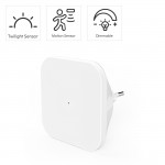 LED nočné svetlo Cozy do zásuvky, multisenzor, stmievateľné, teplá biela