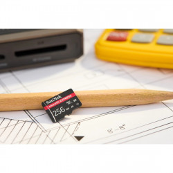 MicroSDXC Express 256GB (V30 / U3 / UHS-I  / Cl.10 / R650MB/s/W210MB/s)