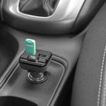 Hama FM Transmiter s Bluetooth a funkciou  handsfree