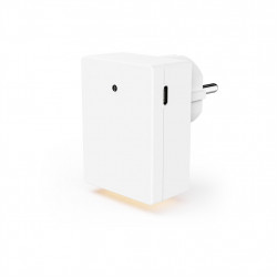 Hama nočné/orientačné LED svetlo, do zásuvky, 1x USB-A, 1x USB-C, súmrakový senzor