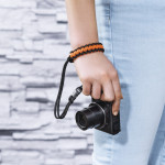 Hama Braid 20, pútko na fotoaparát, dĺžka 20 cm, čierne/oranžové