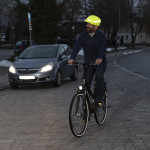 Hama reflexný návlek na cyklistickú/ športovú prilbu, neónovo žltý