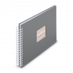 Hama album klasický špirálový FINE ART 28x24 cm, 50 strán, kamenná šedá, biele listy Hama album klasický špirálový FINE ART 28x24 cm, 50 strán, kamenná šedá, biele listy
